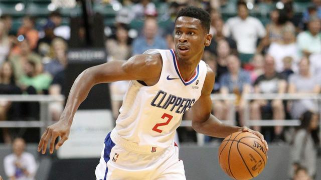 站在球门前 站在球门前