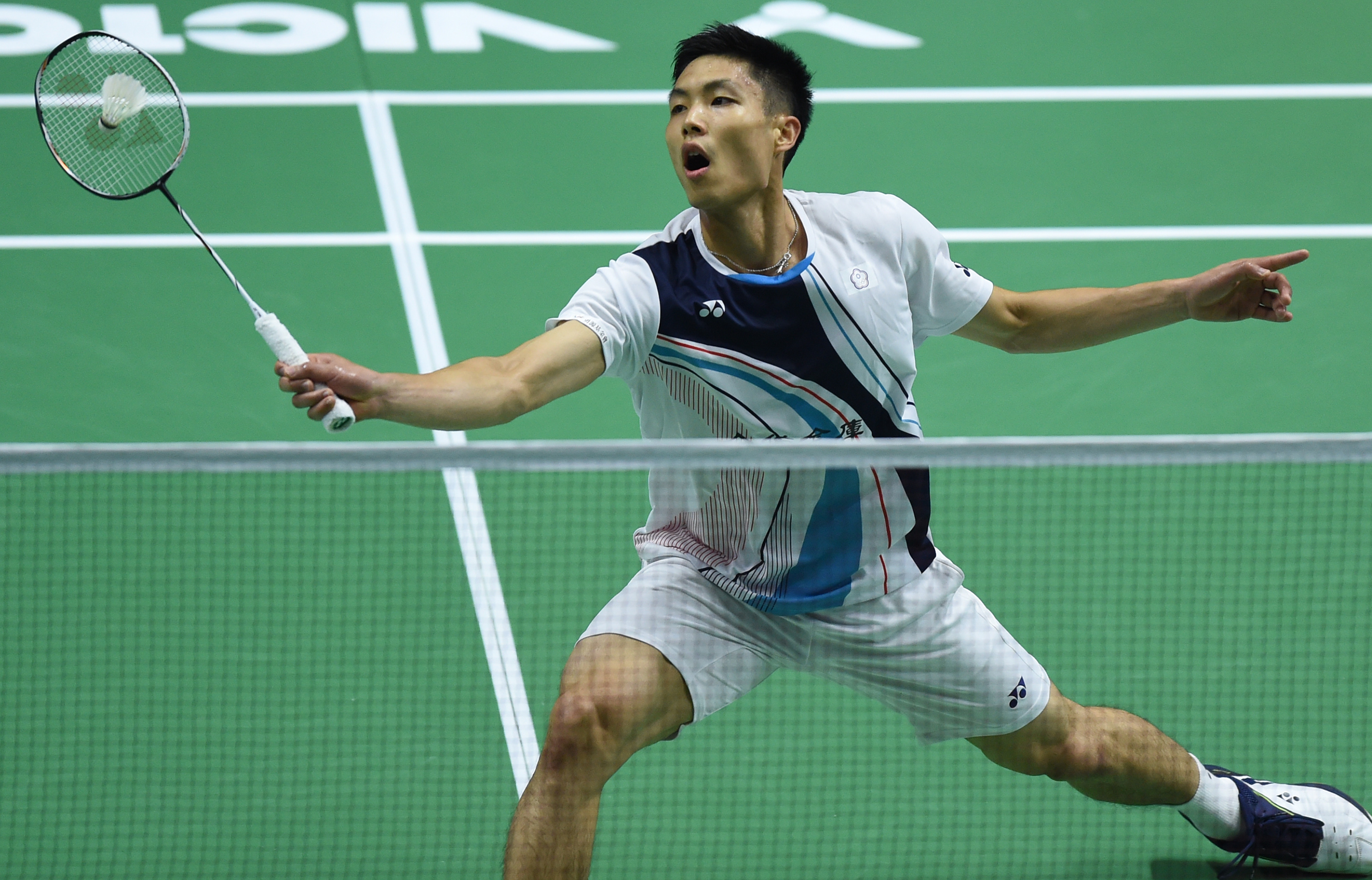 他通过社交 他通过社交